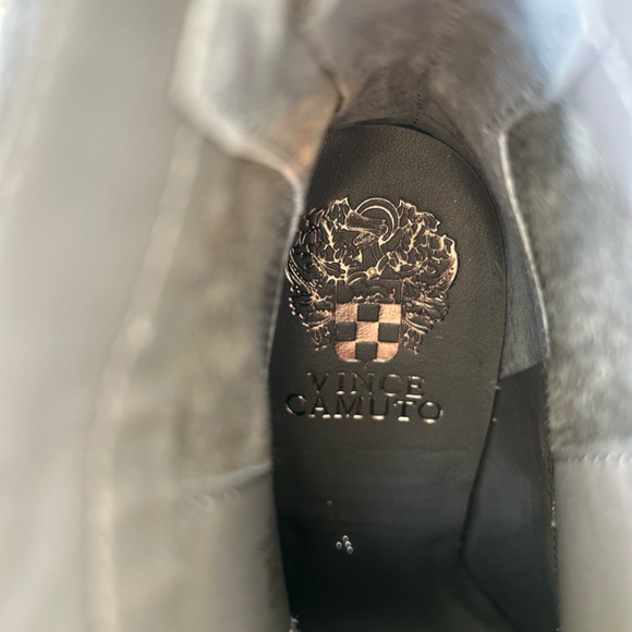 Vince Camuto Gray Women’s Booties - Picture 4 of 4